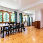 Aparteo Apartament Dwupoziomowy Jaszczurowka