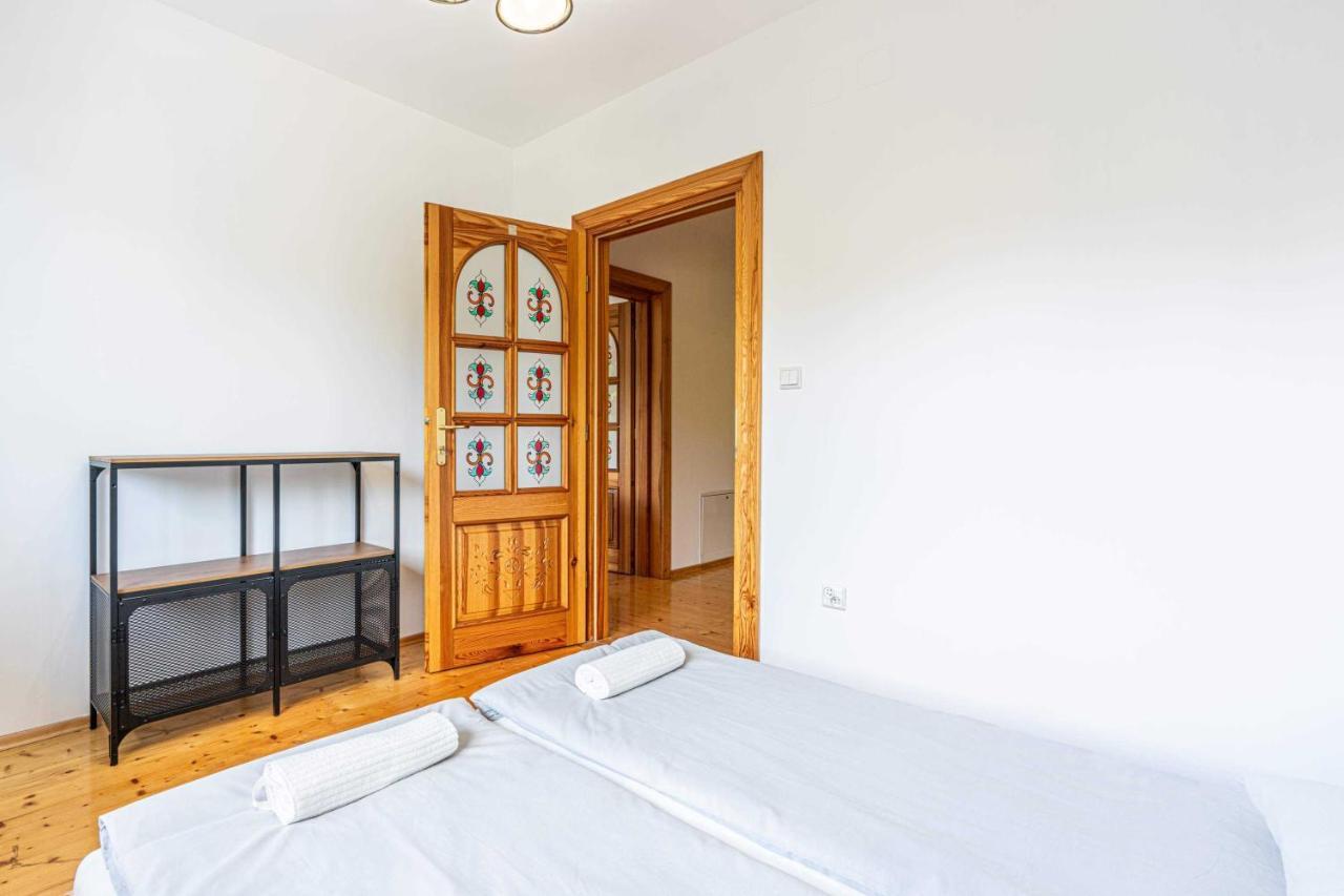 Aparteo Apartament Dwupoziomowy Jaszczurowka